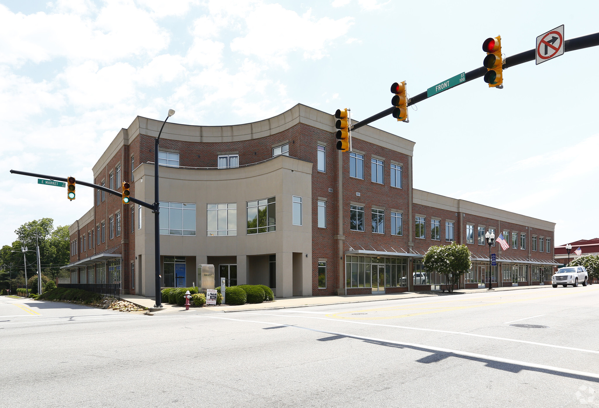 101 E Market St, Smithfield, NC à vendre Photo principale- Image 1 de 1