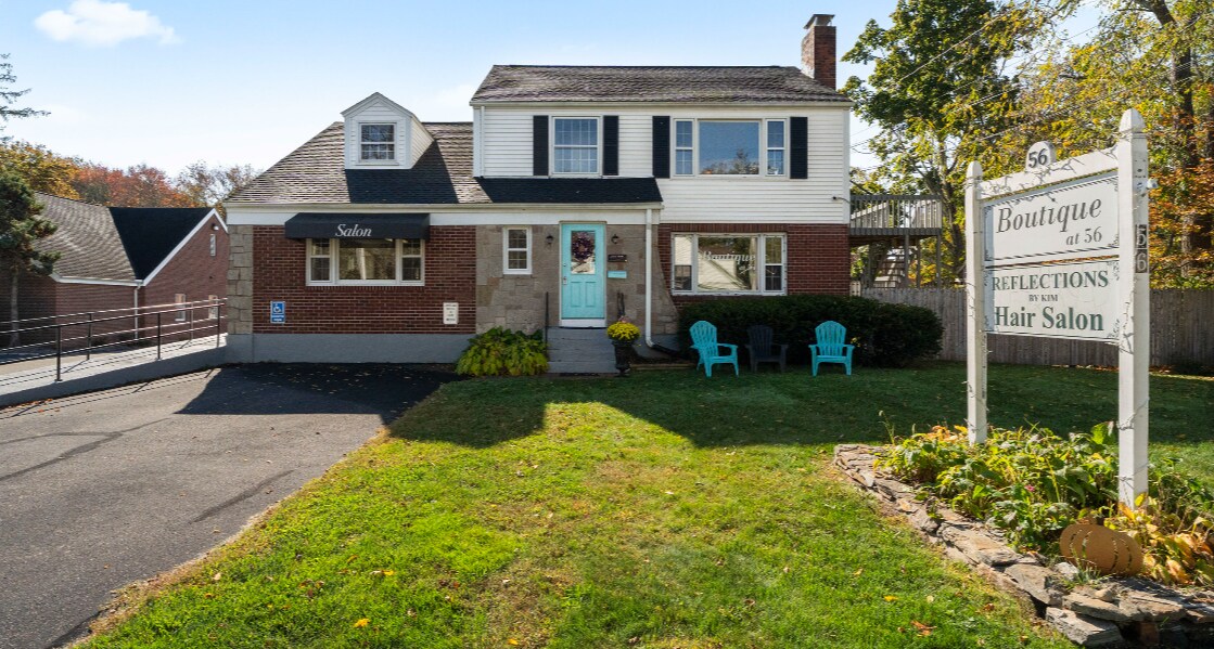 56 Norwich Ave, Colchester, CT à vendre Photo du bâtiment- Image 1 de 28