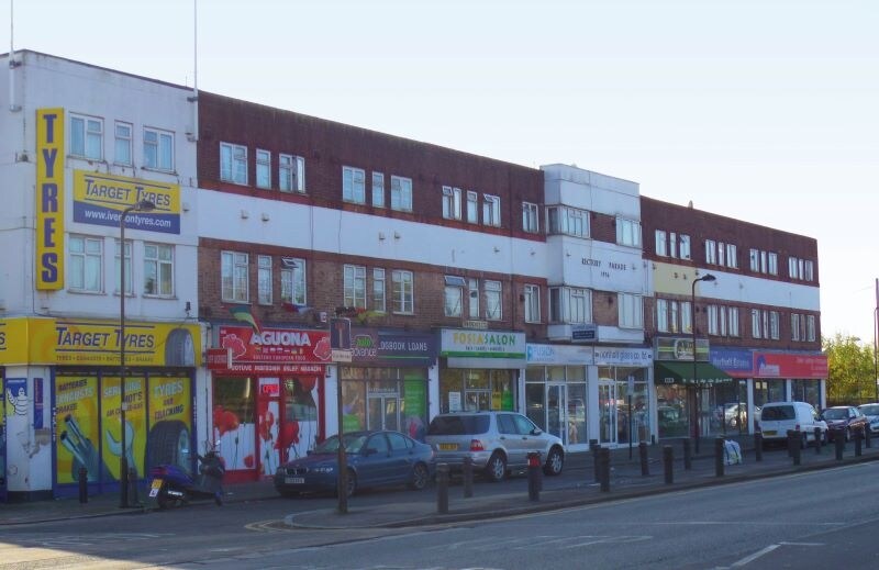 151B Church Rd, Northolt à louer - Photo du bâtiment - Image 3 de 3