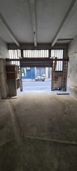 Immeuble residentiel dans Paris à vendre - Photo intérieure - Image 3 de 11