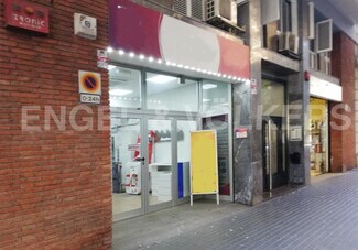 Plus de détails pour Multi-résidentiel à vendre