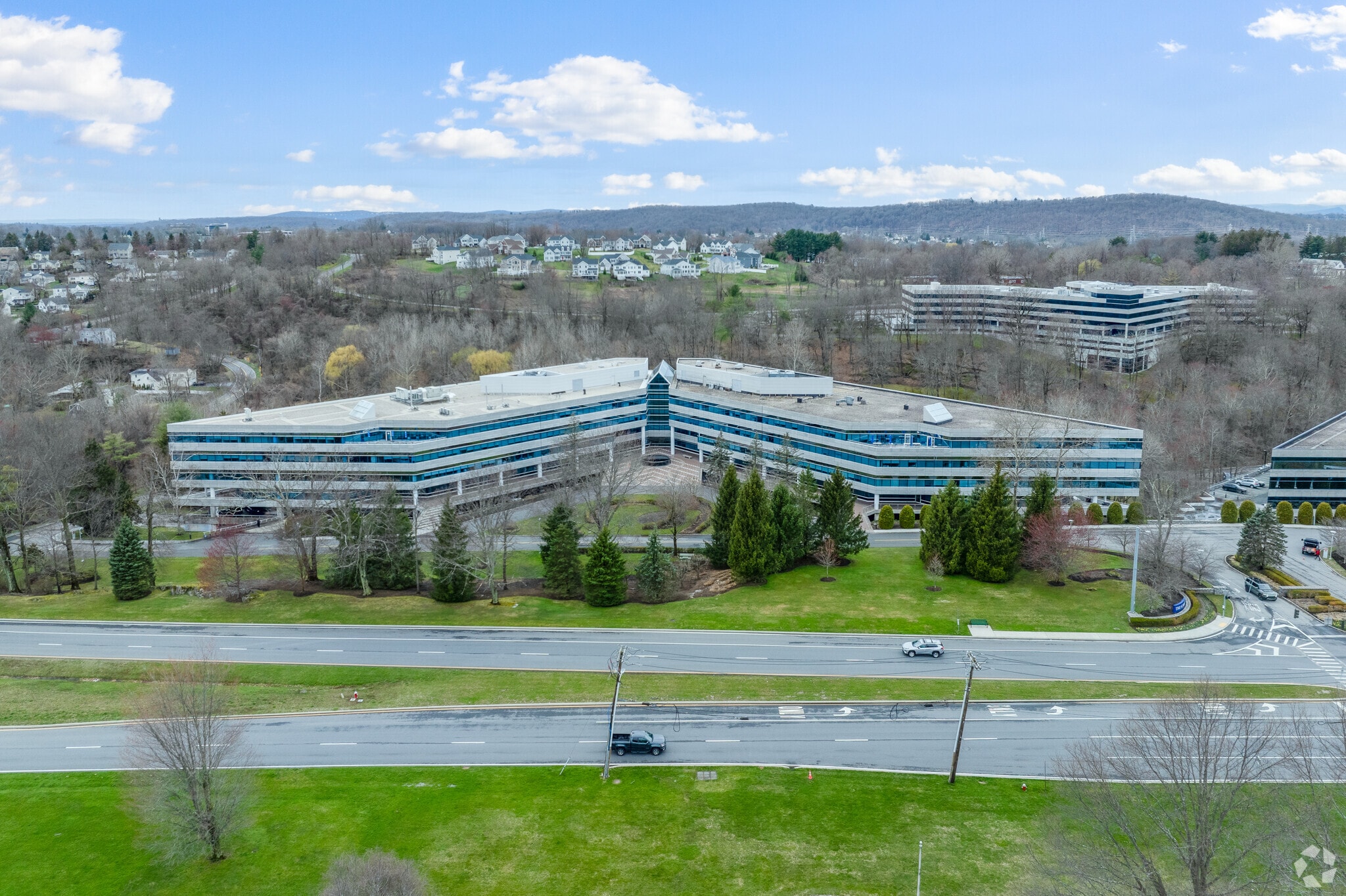 100 Summit Lake Dr, Valhalla, NY for lease Primary Photo- Image 1 of 21