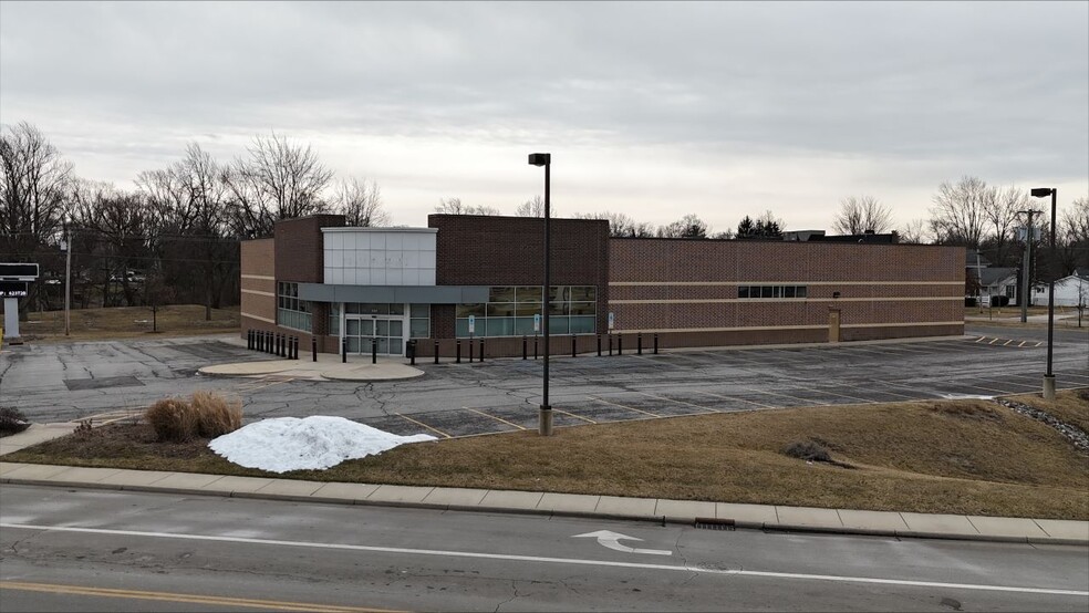 1111 Scott St, Napoleon, OH for sale - Building Photo - Image 3 of 3