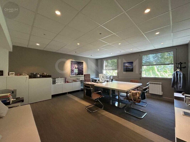 Bureau dans Villeurbanne à louer - Photo intérieure - Image 2 de 6