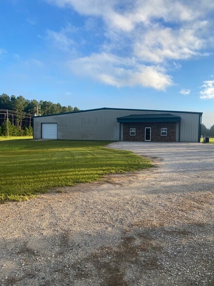 501 Addlestone Dr, Metter, GA for sale - Primary Photo - Image 1 of 6
