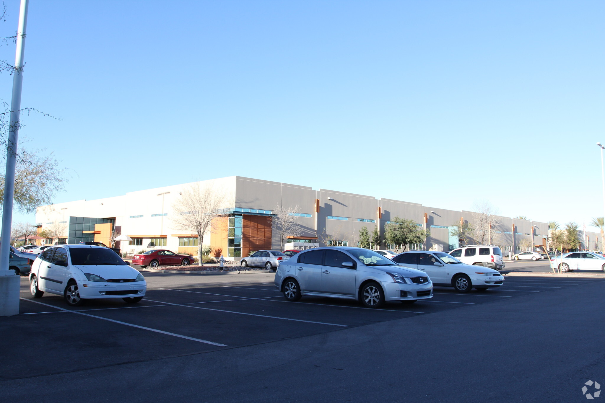 2700 E Commerce Center Pl, Tucson, AZ for lease Primary Photo- Image 1 of 24