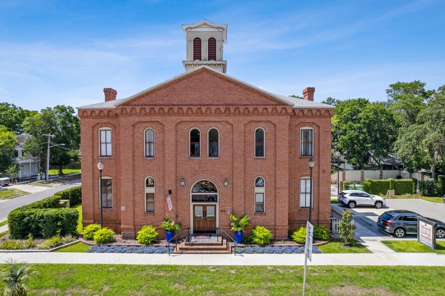 914 Atlantic Ave, Fernandina Beach, FL for sale - Building Photo - Image 3 of 12