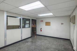 225 N 16th St, Lebanon, PA for lease Interior Photo- Image 2 of 7