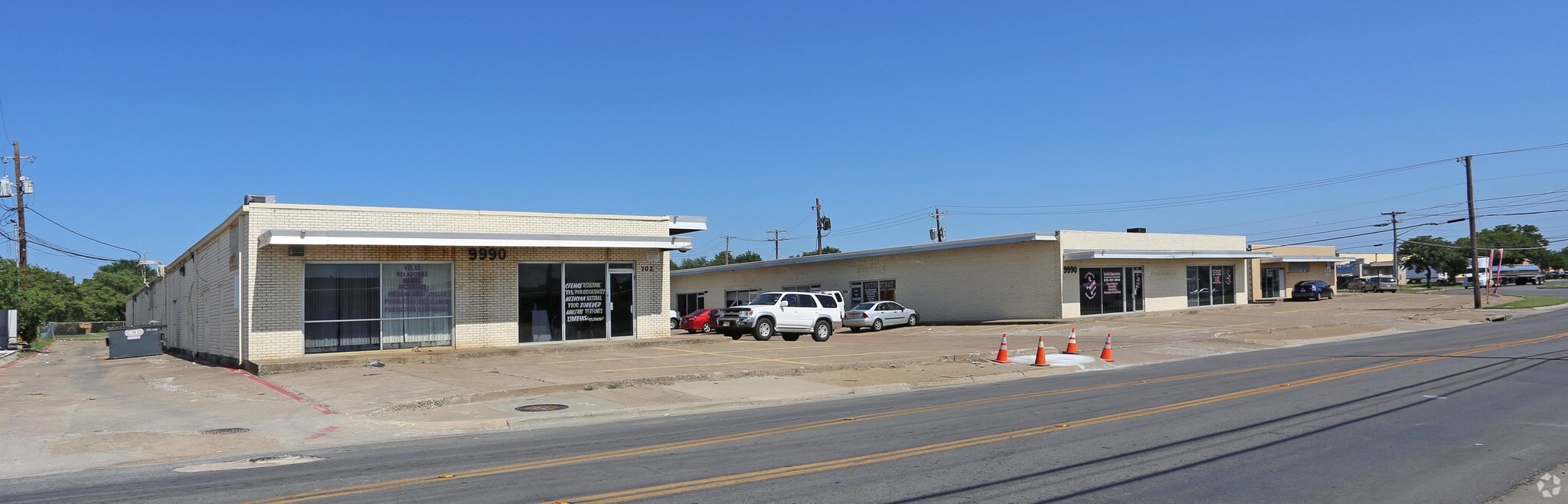 9990 Monroe Dr, Dallas, TX for lease Building Photo- Image 1 of 14