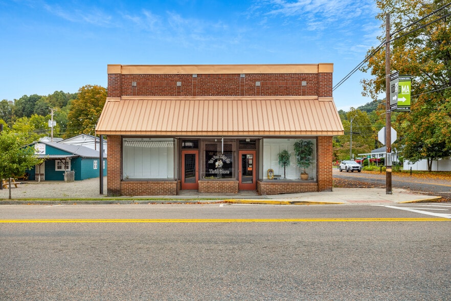 101 W Laurel Ave, Damascus, VA for sale - Building Photo - Image 3 of 30