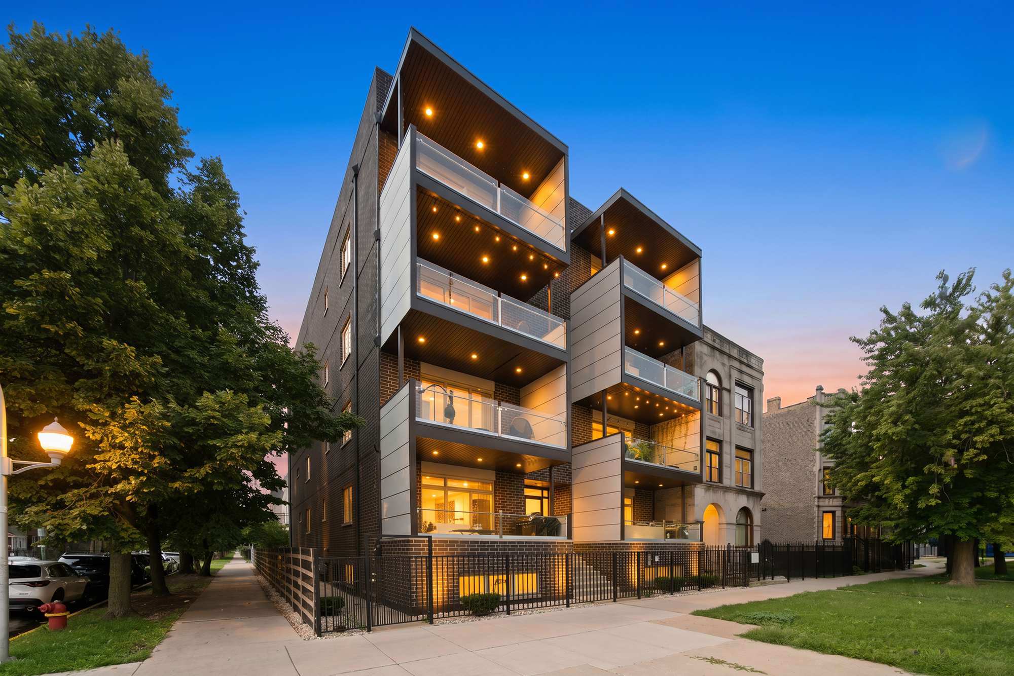 2835 W Division St, Chicago, IL for sale Building Photo- Image 1 of 21
