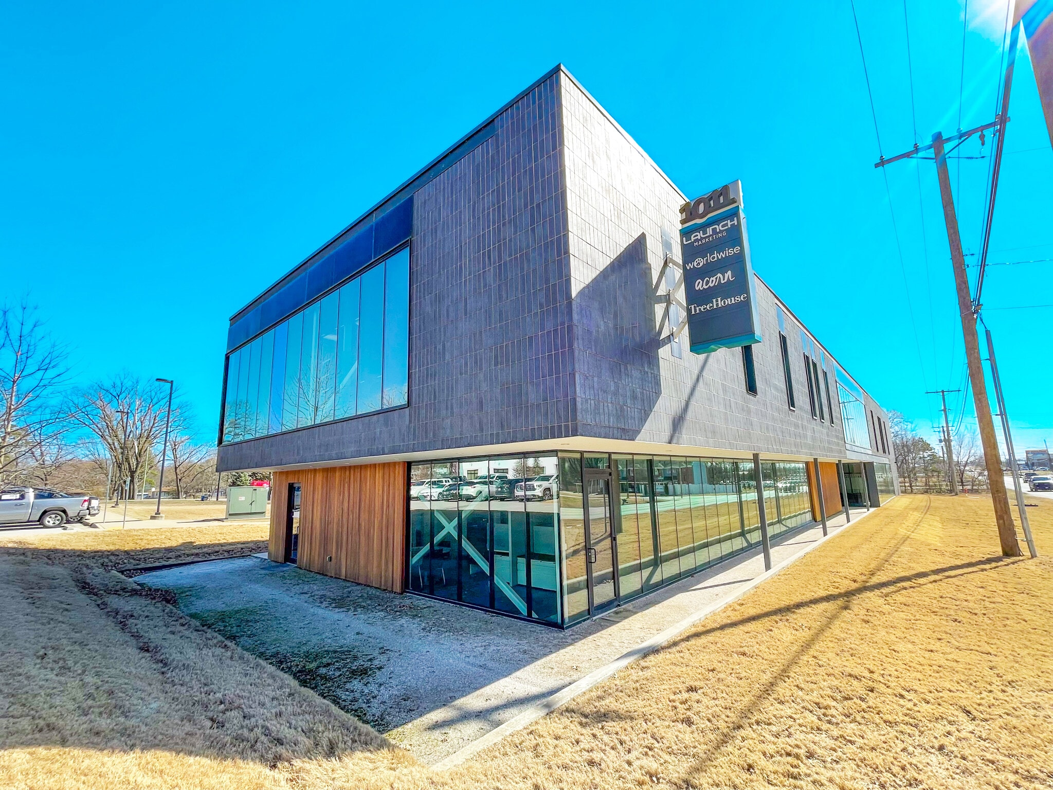 1011 SW A St, Bentonville, AR for lease Primary Photo- Image 1 of 5