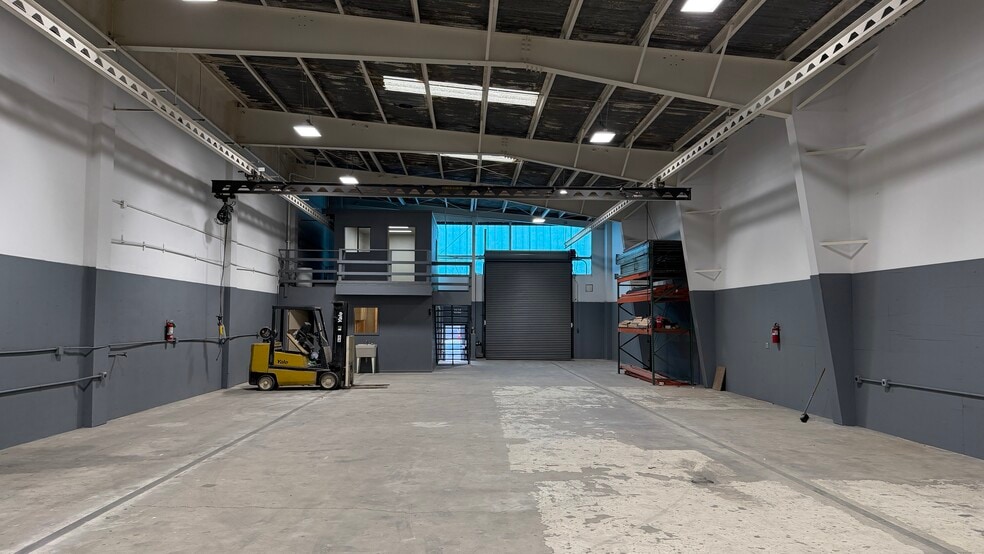 1433 Yosemite Ave & 1430 Armstrong Ave, San Francisco, CA à louer - Photo du bâtiment - Image 3 de 14