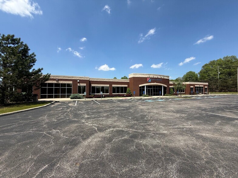 8001 Katherine Blvd, Brecksville, OH for lease - Primary Photo - Image 1 of 5