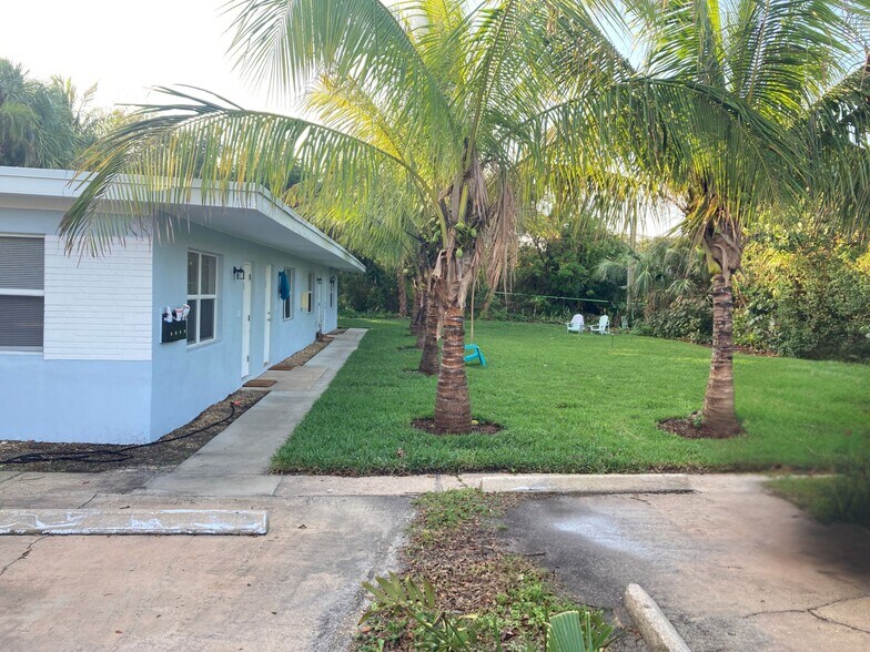 950 Sandpiper Ln, Vero Beach, FL à vendre - Photo du bâtiment - Image 3 de 5
