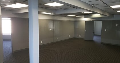 105 W Torrance Blvd, Redondo Beach, CA for lease Building Photo- Image 1 of 3