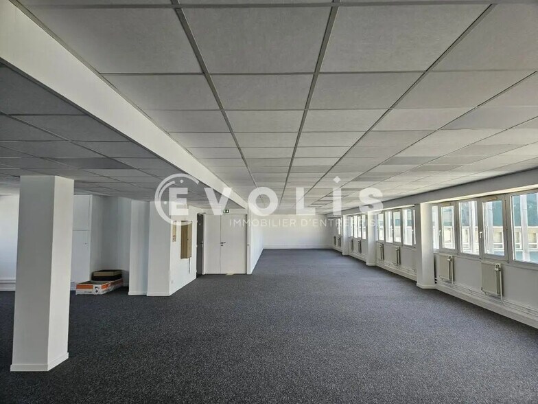 2-4 Avenue De France, Massy à louer - Photo intérieure - Image 2 de 10