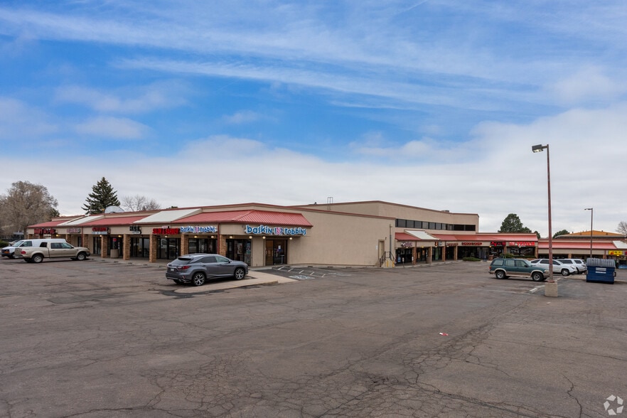 3805-3881 E Pikes Peak Ave, Colorado Springs, CO for lease - Building Photo - Image 2 of 9