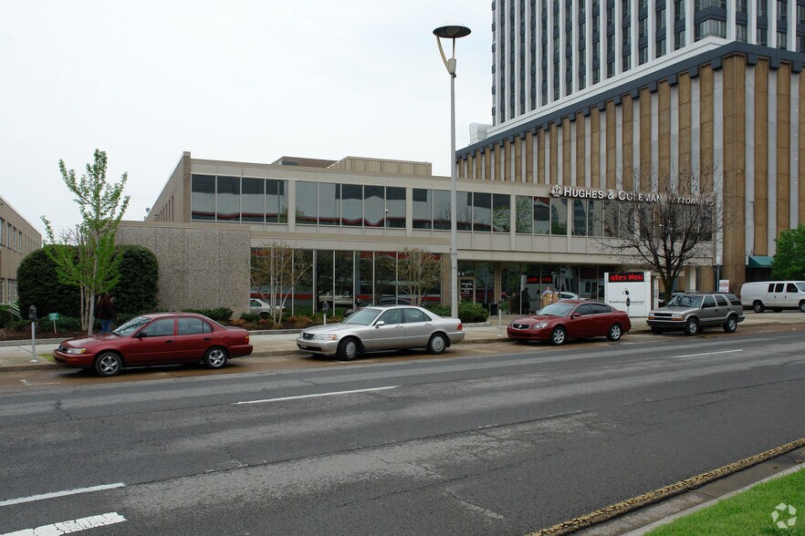 444 James Robertson Pky, Nashville, TN à louer - Photo du bâtiment - Image 3 de 6