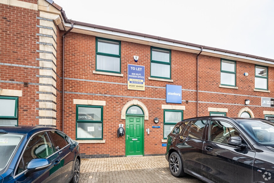 Commercial Rd, Darwen for lease - Building Photo - Image 3 of 4