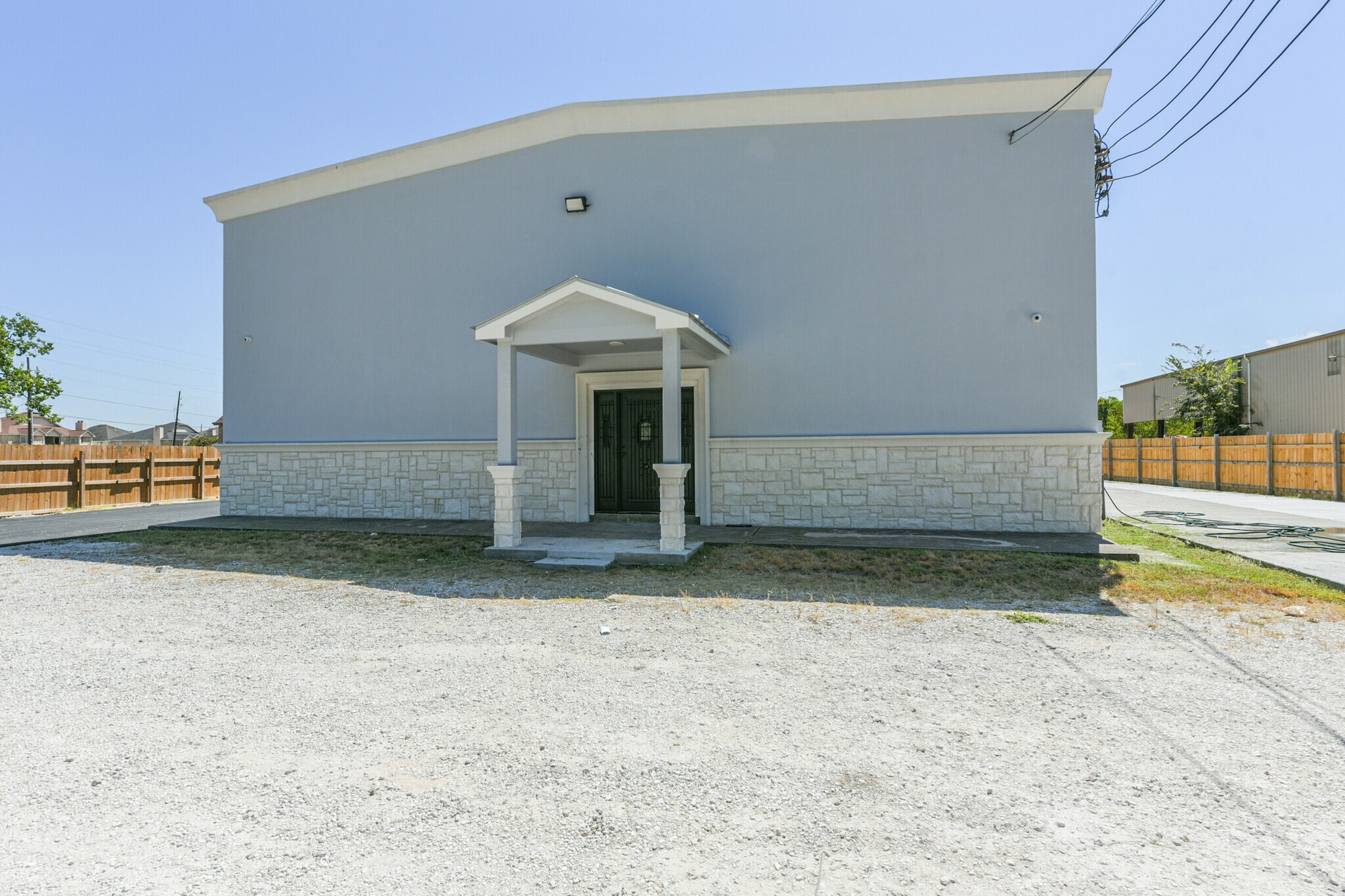 1207 S Houston, Humble, TX à vendre Photo du bâtiment- Image 1 de 18