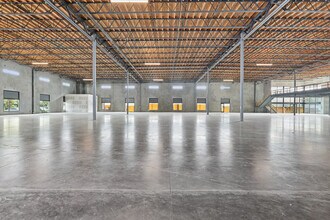 2115 North Loop Rd, Alameda, CA à louer Photo intérieure- Image 2 de 8