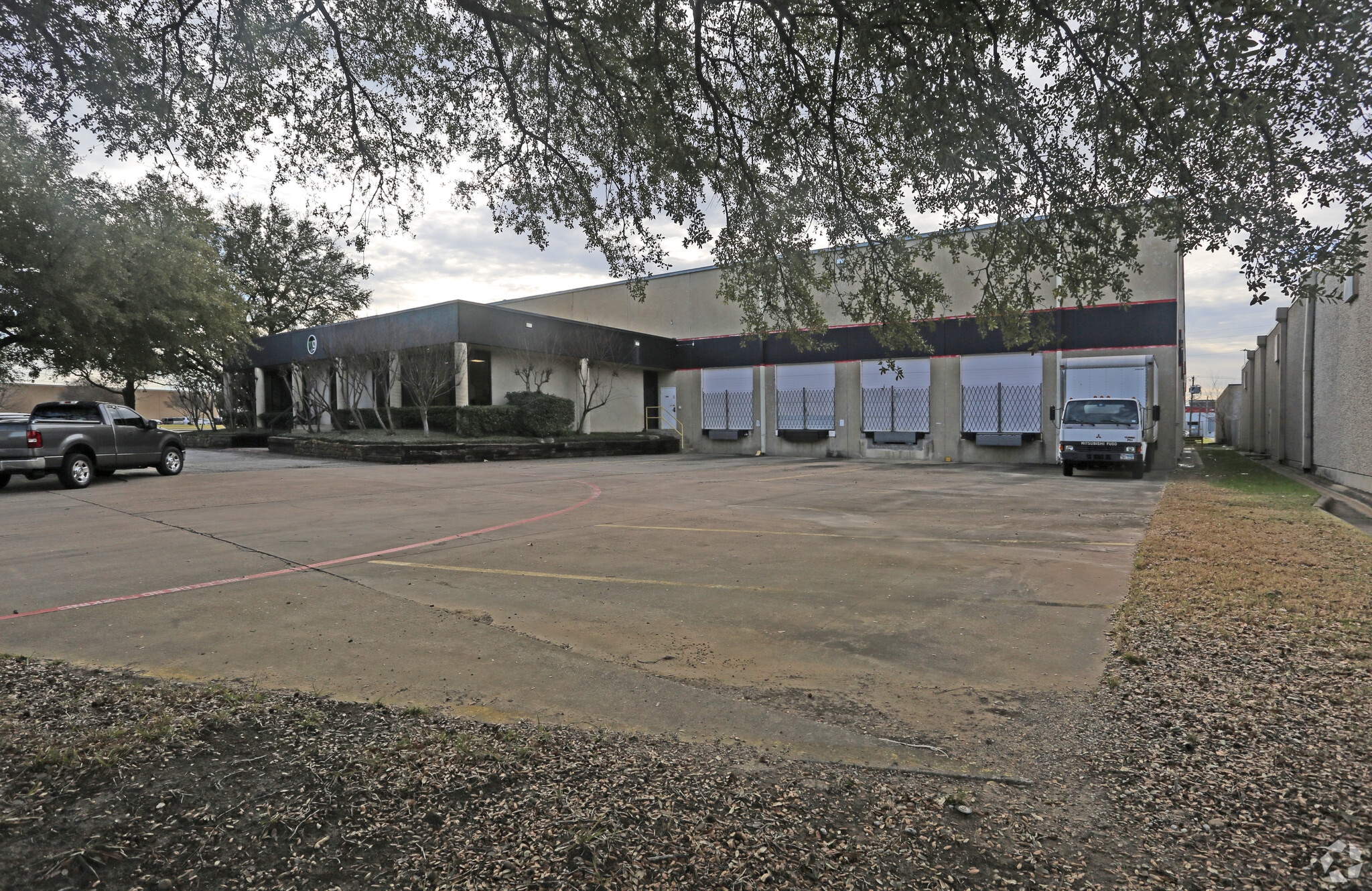 3410 Century Cir, Irving, TX for lease Building Photo- Image 1 of 7