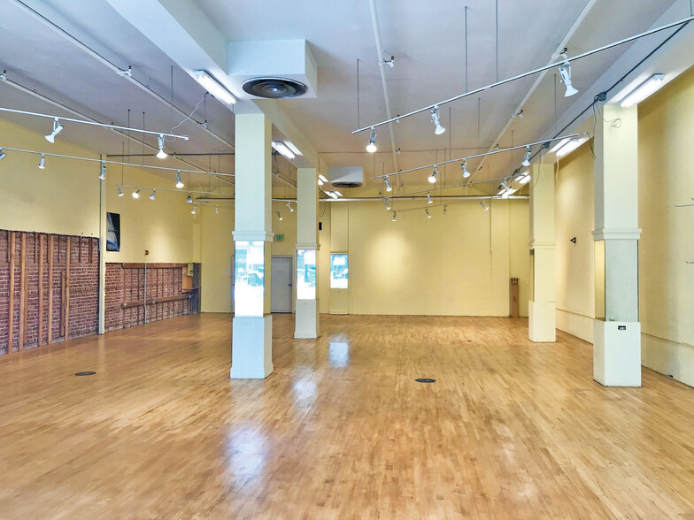 2026 Shattuck Ave, Berkeley, CA for lease - Interior Photo - Image 3 of 12