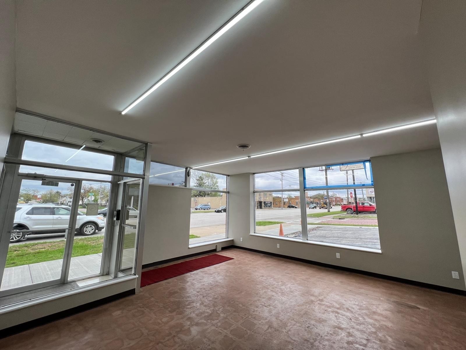 5252 Ridge Rd, Parma, OH à louer Photo intérieure- Image 1 de 10