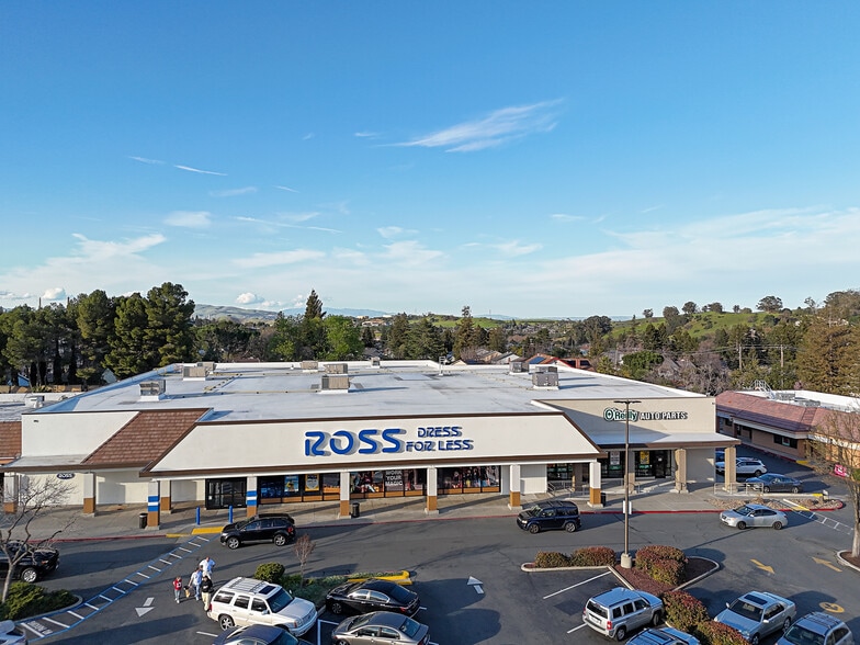 1165 Arnold Dr, Martinez, CA for sale - Building Photo - Image 3 of 5