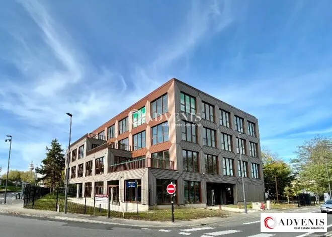 Office in VILLENEUVE-D'ASCQ for lease Building Photo- Image 1 of 8