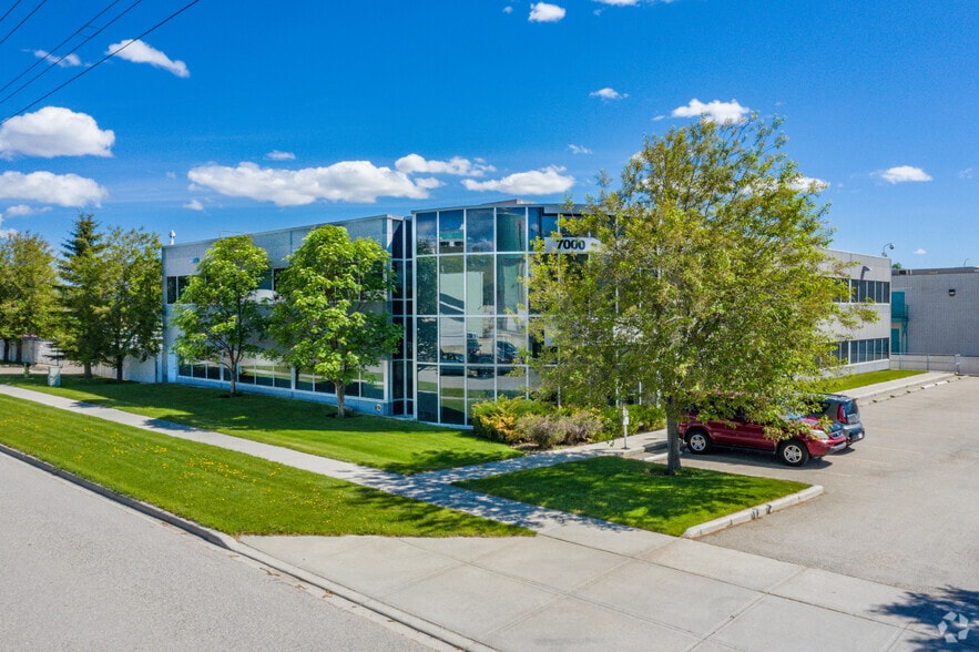 7000 Railway St SE, Calgary, AB for sale - Primary Photo - Image 1 of 1