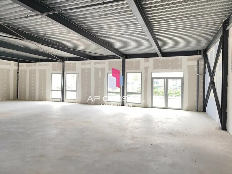 Bureau dans Plaisir à louer - Photo intérieure - Image 3 de 4