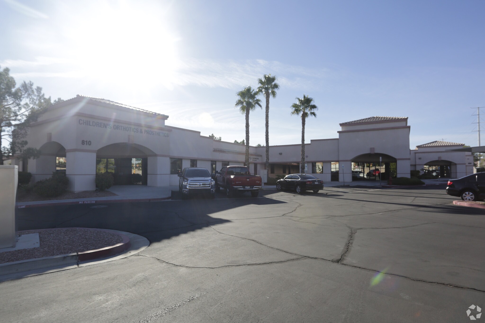 810-850 S Durango Dr, Las Vegas, NV for lease Primary Photo- Image 1 of 21