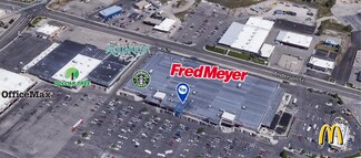 Plus de détails pour 1547-1561 N Yellowstone Hwy, Idaho Falls, ID - Commerce de détail à louer