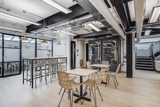 114 Power Rd, Londres à louer Photo intérieure- Image 1 de 8