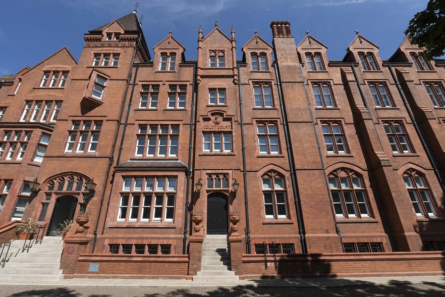 100 Hammersmith Rd, London for lease - Building Photo - Image 2 of 8