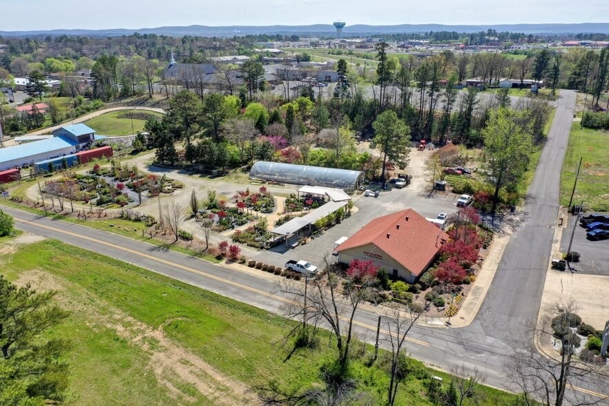 153 Franklin St, Hot Springs, AR à vendre - Photo du bâtiment - Image 2 de 15