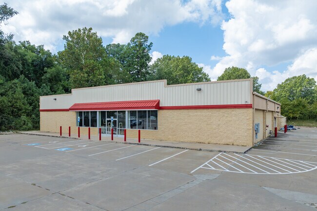 More details for 5245 Riverdale Rd, Memphis, TN - Retail for Lease