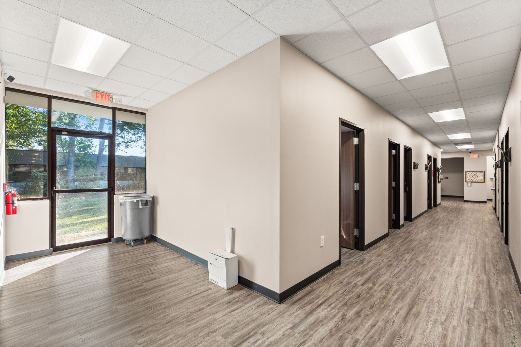 17325 Red Oak Dr, Houston, TX for sale Interior Photo- Image 1 of 13