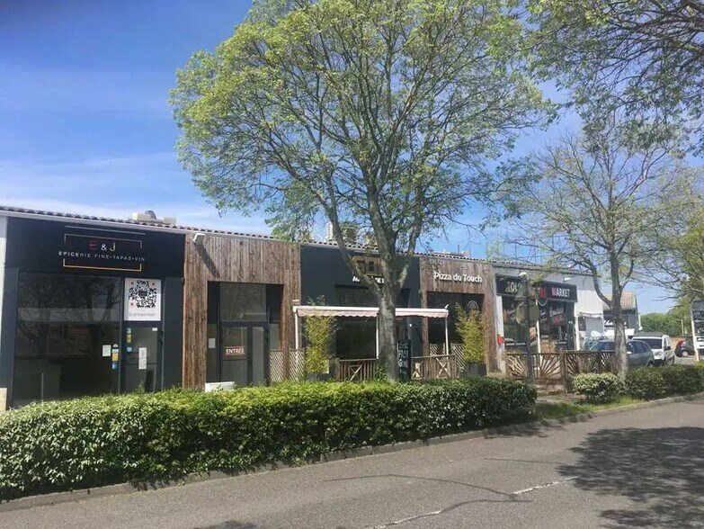 Commerce de détail dans Plaisance-du-Touch à louer - Photo du bâtiment - Image 3 de 3