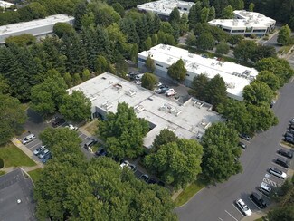 Plus de détails pour 8561 154th Ave NE, Redmond, WA - Local d'activités à louer