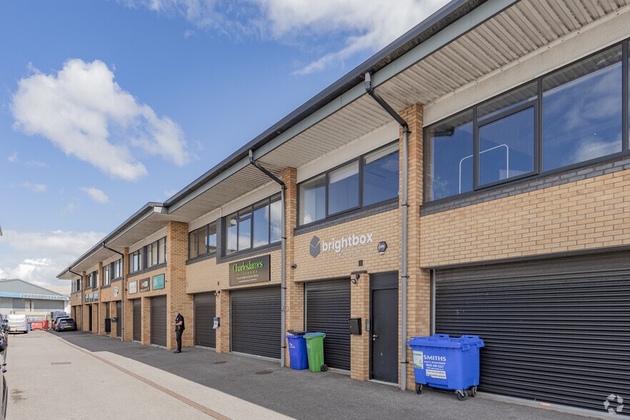 Rhymney River Bridge Rd, Cardiff for lease - Building Photo - Image 3 of 8