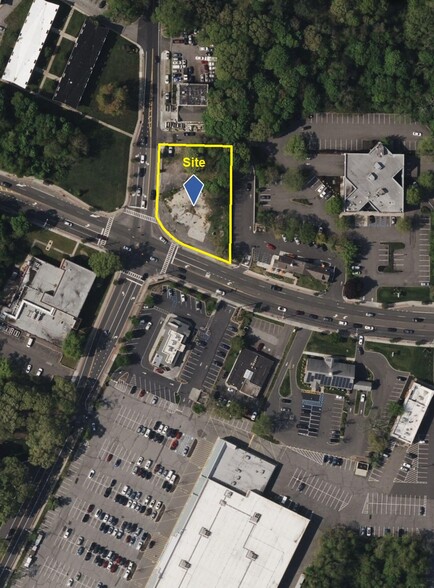 105 Portion Rd, Ronkonkoma, NY for sale - Building Photo - Image 2 of 5