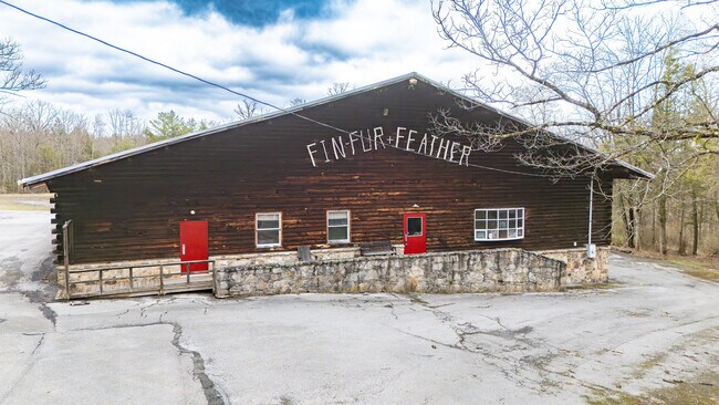 Plus de détails pour 17776 PA-44, Lock Haven, PA - Spécialité à vendre