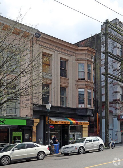 322-324 Cambie St, Vancouver, BC à louer - Photo du bâtiment - Image 2 de 13