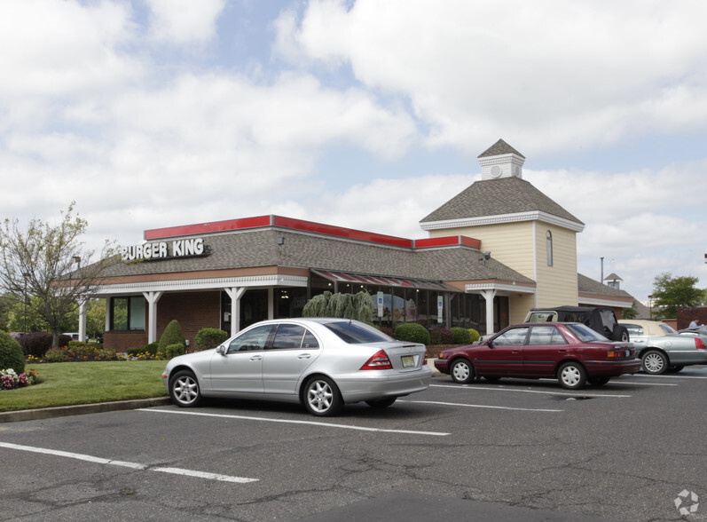 173 Route 70, Medford, NJ for lease - Building Photo - Image 1 of 7