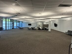 1740-1790 N Market Blvd, Sacramento, CA for lease Interior Photo- Image 2 of 6