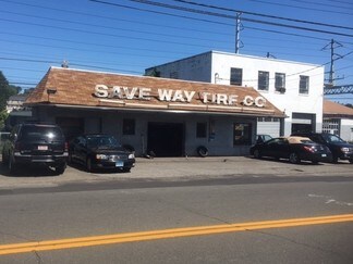 Plus de détails pour 2000 Stratford Ave, Stratford, CT - Commerce de détail à vendre