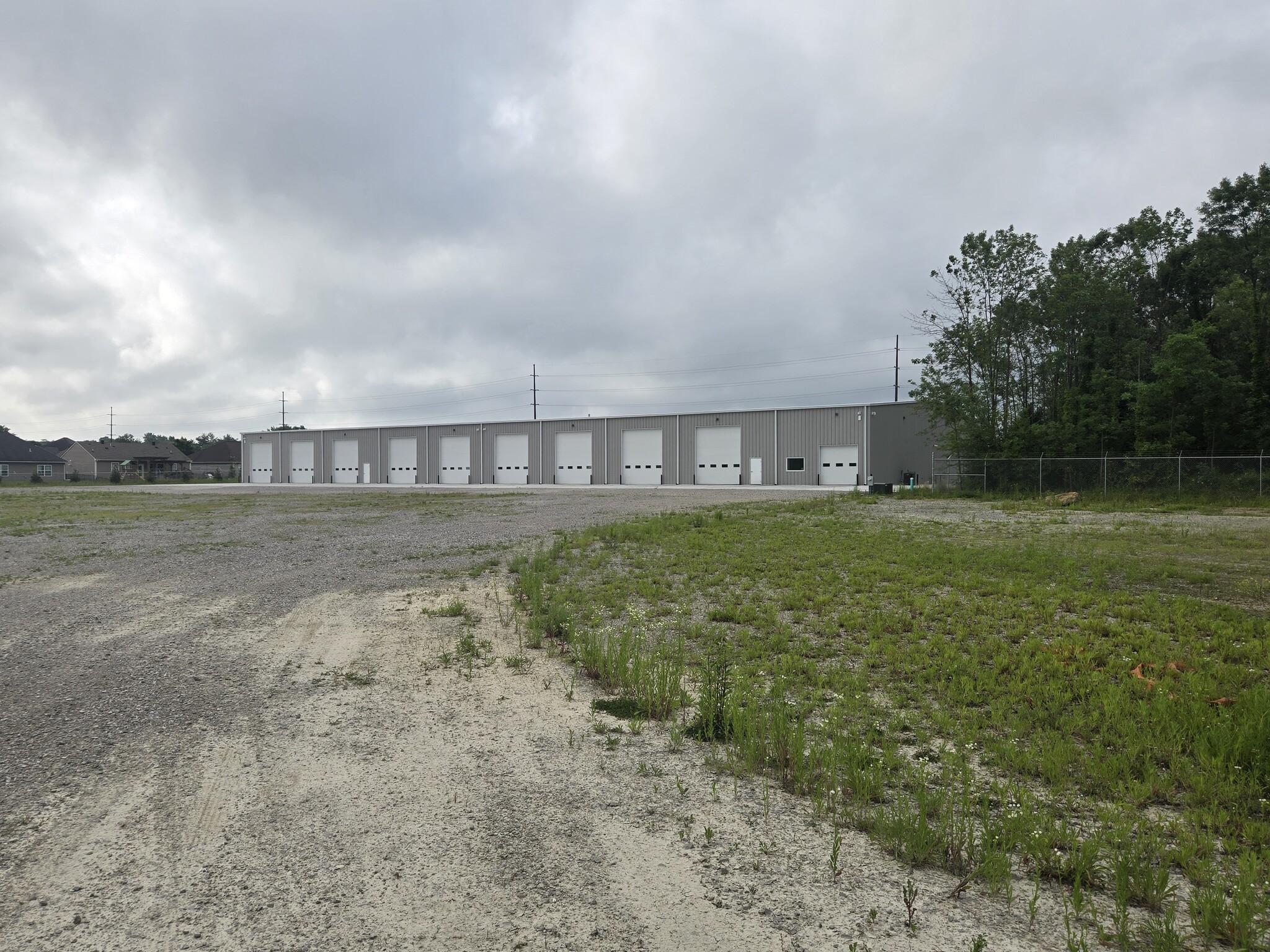 16001 Boyle Lane, Evansville, IN for lease Primary Photo- Image 1 of 6